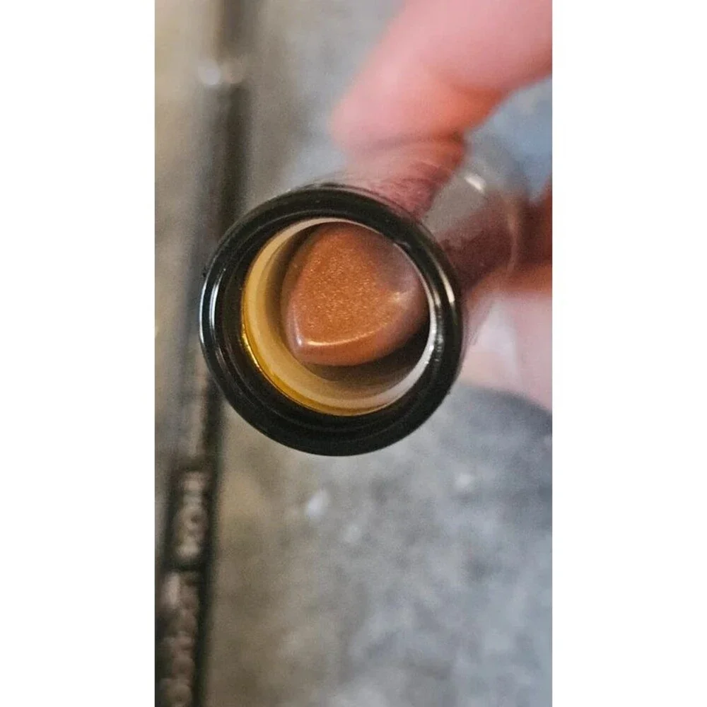 Revlon piece makeup